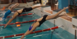 Городские соревнования по плаванию в честь Дня победы прошли в Магадане Мария Золотарева, MagadanMedia