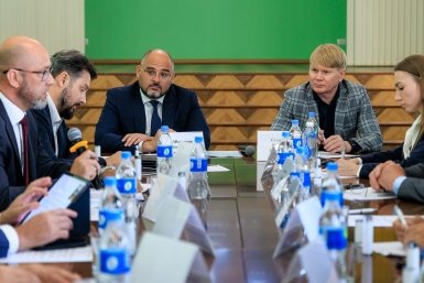 Участники запуска КРТ в Приморье "сверили часы" во Владивостоке