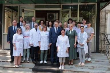 Главе Минздрава РФ рассказали, что в ЕАО растет число медицинских работников