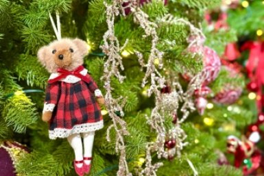 Подарите семье сказку: новогодний декор ёлки от BUTON V TON