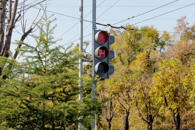 В Омске отменят левые повороты на двух крупных перекрёстках