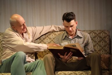 Кино на сцене: в театре Уссурийска показывают "Старшего сына" в режиме онлайн