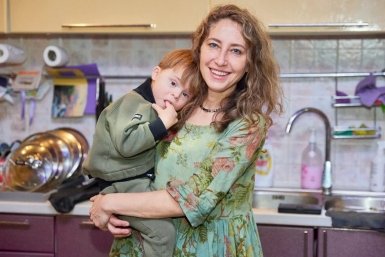 Дом, где тебя не бросят — как Олеся Шиматова создала семью для тех, у кого ее не осталось