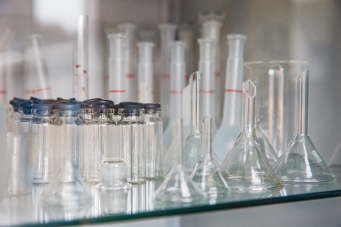 Золотистый стафилококк нашли в молоке от производителя из Приморья