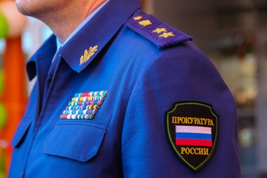 Прокуратура выясняет причины задержки зарплаты на строительстве Красногорского гидроузла