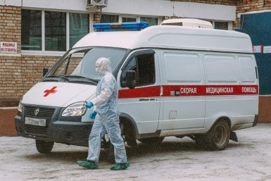 Более 1000 вызовов в день: как зима изменила нагрузку на врачей скорой помощи в Омске