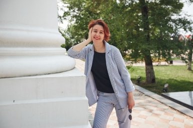 Это база: филолог пояснила за "имбу", "ред-флаг" и "скуфов"