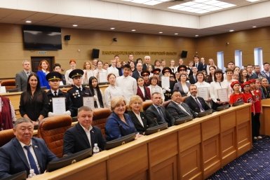 В ЗС наградили победителей конкурса на лучший проект по патриотическому воспитанию ЗС региона