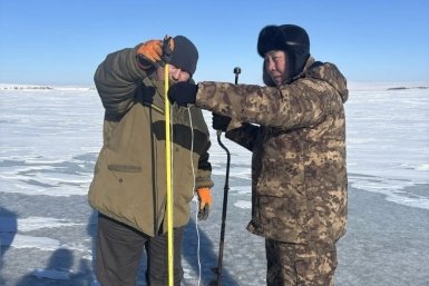 Инспекторы заказника "Агинская степь" провели мониторинг озера Ножий