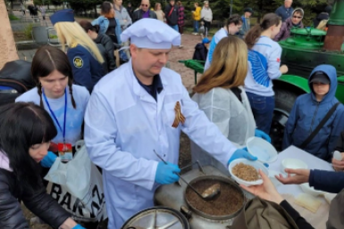 Вкуснейшую солдатскую кашу приготовят в Хабаровске для гостей форума %22Народ и армия едины%22