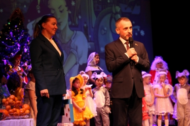 В Магаданском областном театре кукол стартовал марафон &quotДобрый Апрель&quot Источник