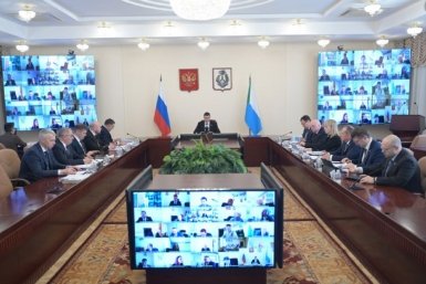 Дмитрий Демешин поручил разобраться с жалобами на запись к врачу через цифровые сервисы