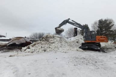В Омской области рухнула аварийная водонапорная башня, о сносе которой просила прокуратура