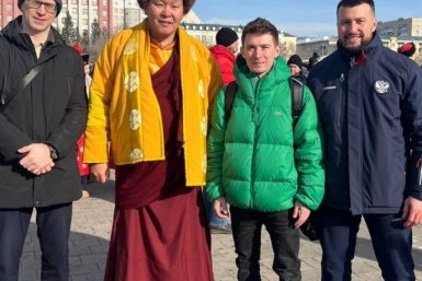 Давид Белявский (в зелёном) тг-канал (18+) правительства края