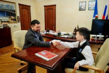 Школьник из Якутска выступил на строительном форуме в Новосибирске с личной страницы Е.Григорьева в ТГ-канале