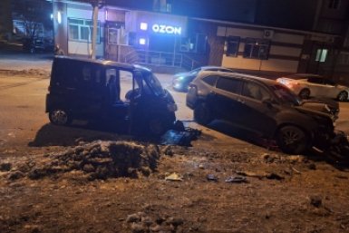 Травмы и переломы: серьезное ДТП на Волочаевской в Уссурийске