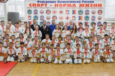 Уссурийские каратисты достойно выступили в Спасске-Дальнем Иван Смоленков