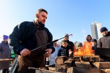кузнец Евгений  Кулешов, ИА PrimaMedia