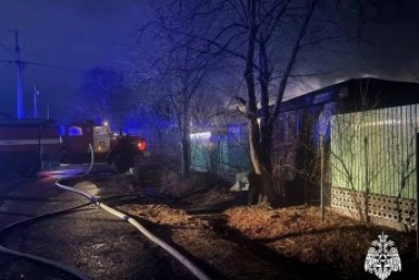 Мужчина погиб при пожаре в частном доме в Уссурийске