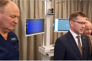 Жители отдалённых районов Приангарья смогут удаленно получать помощь врачей Сбер