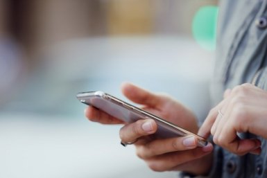 Т2 обнулила стоимость мобильного интернета и звонков для клиентов на Ближнем Востоке PeopleImages.com, Yuri A