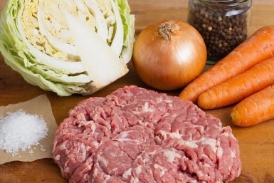 Балканская мусака: что ещё можно сделать из капусты и фарша