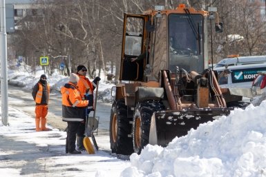 Расчистка снега пресс-служба правительства Сахалинской области
