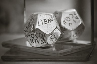 Весенний портал удачи: этим 3 знакам зодиака Вселенная подарит вход в счастливую жизнь-2026