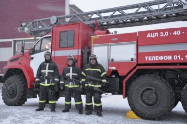 Новый пожарный автомобиль встанет на боевое дежурство в Бодайбинском районе &quotПолюс Вернинское&quot