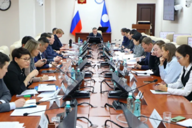 Якутия вошла в ТОП-5 по уровню достижения национальных проектов в ДФО  пресс-служба главы и правительства РС (Я)