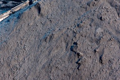 Добычу на шахте приостановили из-за падения цен на уголь Илья Аверьянов, ИА PrimaMedia.ru