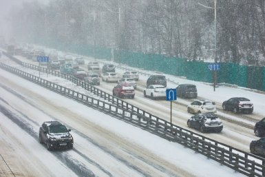 Движение ограничили Дмитрий Осипчук, ИА PrimaMedia.ru