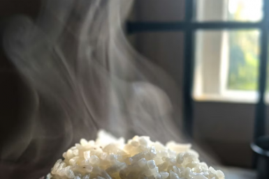 Японцы не варят рис, а колдуют над ним: 15 минут магии — и вы поймете, что ели его неправильно всю жизнь