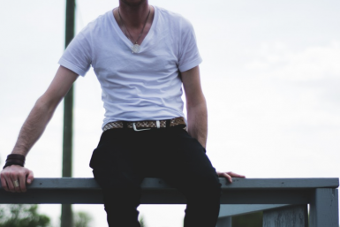 Беру 2 т. аспирина и воду — желтые пятна на подмышках и запах пота исчезают с первой стирки