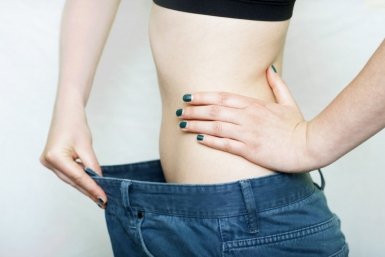 Осиная талия: 1 упражнение за 5 минут в день — и контур становится четче