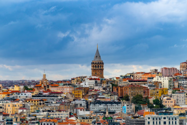 "Лететь или не лететь?": что с ценами на отдых в Турции летом 2026 года — эксперт