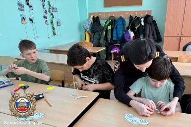 Мастер-класс по созданию световозвращающих значков пресс-служба Госавтоинспекции Камчатского края