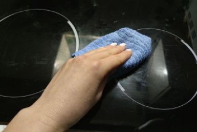 Газировку не пью, а смешиваю с зубной пастой - теперь на кухне всегда чисто