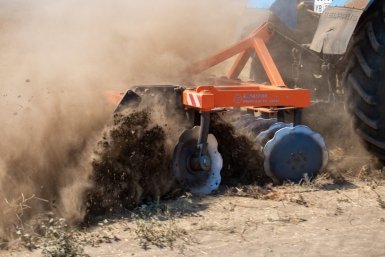 Сев яровых начался раньше времени из-за тёплой погоды на Ставрополье