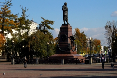 Нарушения в организации ярмарок "Ёлочный базар" и "Сытый бабр" нашли в Иркутске