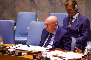 США не знают, как выйти из ситуации с Ираном, заявил Небензя