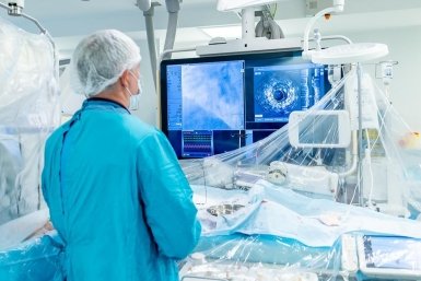 Объем высокотехнологичной медпомощи в Москве вырос почти на 50% за 5 лет