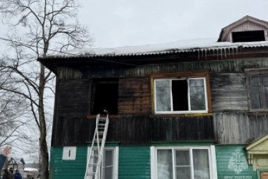 Пожар в доме Предоставлено пресс-службой ГУ МЧС России по Хабаровскому краю