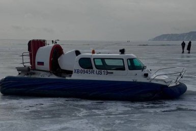 Капитана судна оштрафовали за нелегальную перевозку пассажиров в Листвянке