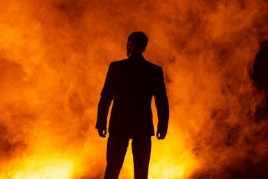 В промзоне Лабинска из-за удара дрона вспыхнул пожар на нефтебазе