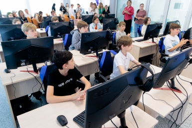 Правило "10–80–10": как пользоваться нейросетями без вреда для мозга