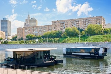 Причал в Москве временно закрыли для речных электросудов