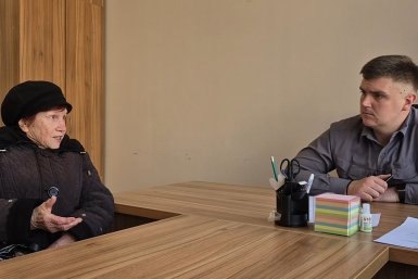 Жители Гидростроя обсудили с депутатом Кольцовым вопросы капремонта и пандусов