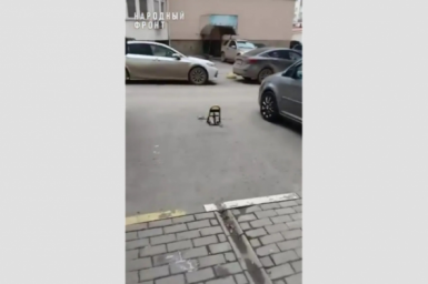 Борьба с захватчиками машиномест продолжается в многоэтажке Симферополя