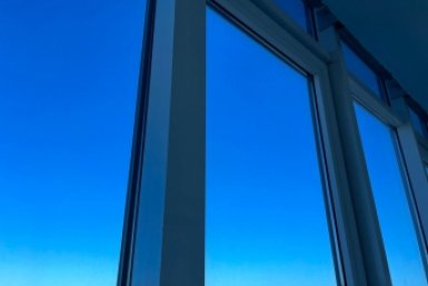 Растворяю 1 ложку в тёплой воде - и окна блестят, как в кино: без разводов, газет и переплат